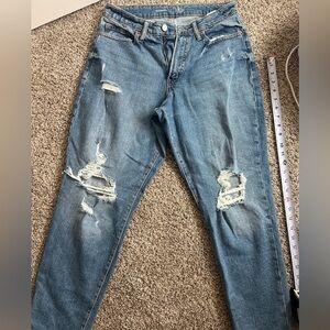 Old Navy Curvy O.G Straight Jeans – Size 10 – Distressed 🔥